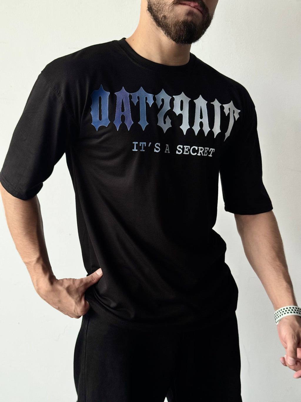 Serpent Fang Tee